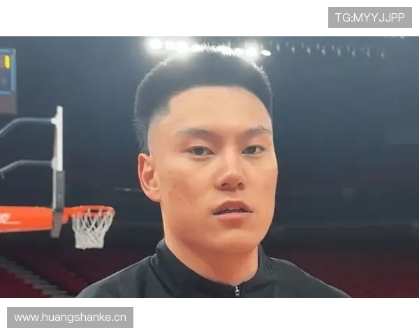 上海记者 洛夫顿正常参加上午踩场训练 白边缺席_赛季_原因_广厦 上海记者 洛夫顿正常参加上午踩场训练 白边缺席_赛季_原因_广厦